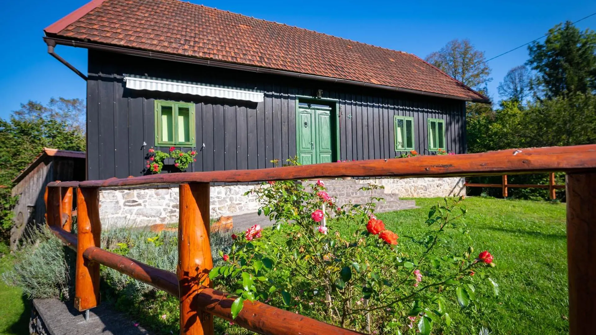 Sajnska Hiza, Authentic House In Brod Moravice Villa Croatia