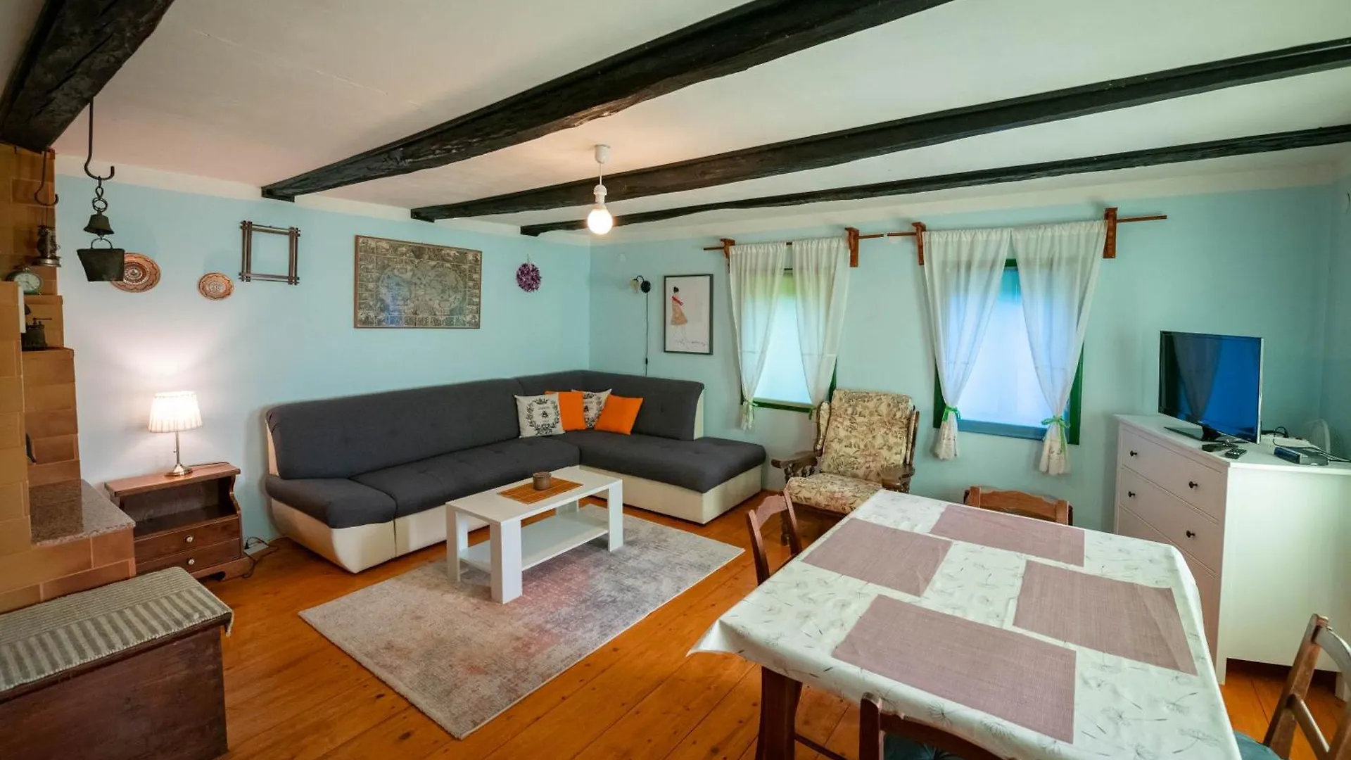 Casa vacanze Villa Sajnska Hiza, Authentic House In Brod Moravice